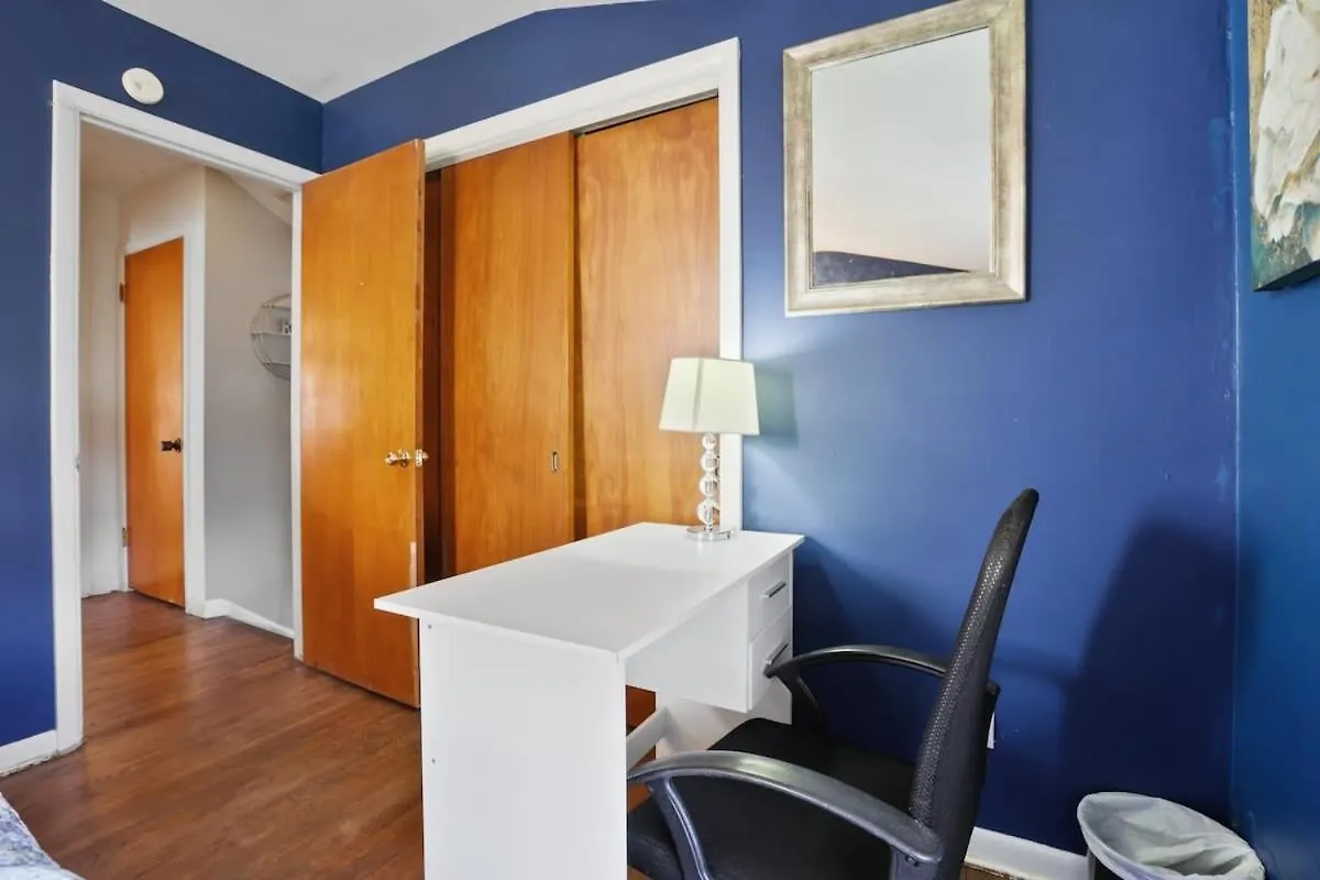 The Blue Door Dream - Stunning Design Very Quiet 콜럼버스 펜션